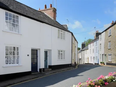 12 Mill Green