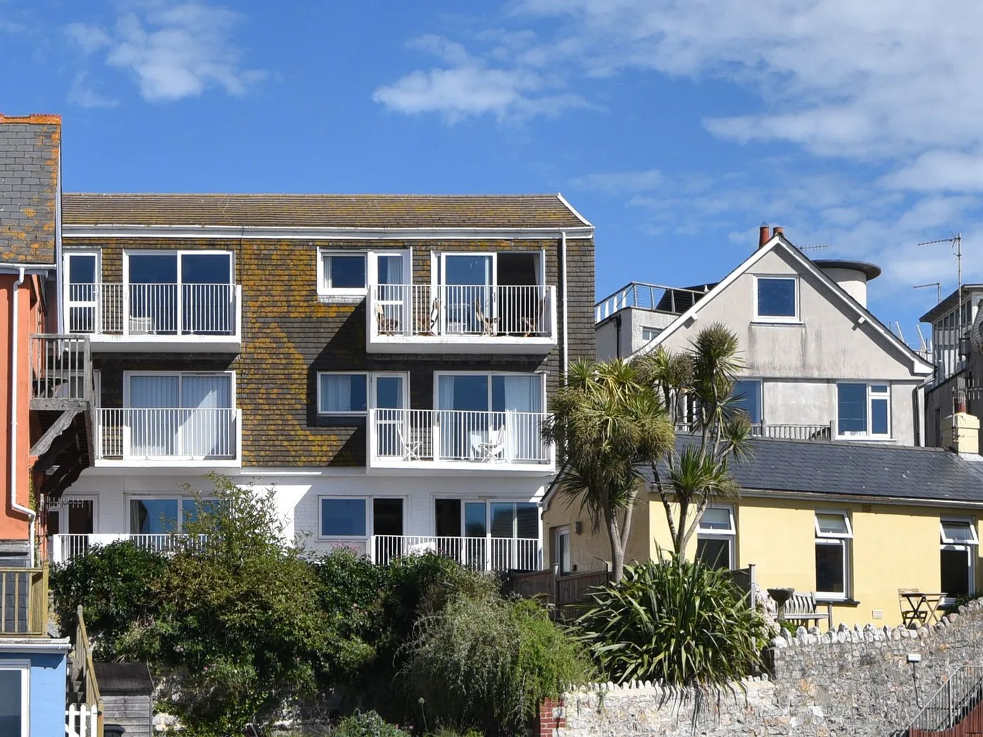 3 Bay View Court