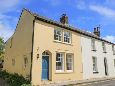 4 Duck Street