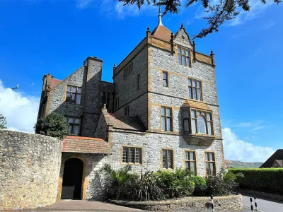7 Coram Tower