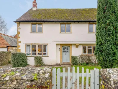 Abbey Cottage - Cerne Abbas