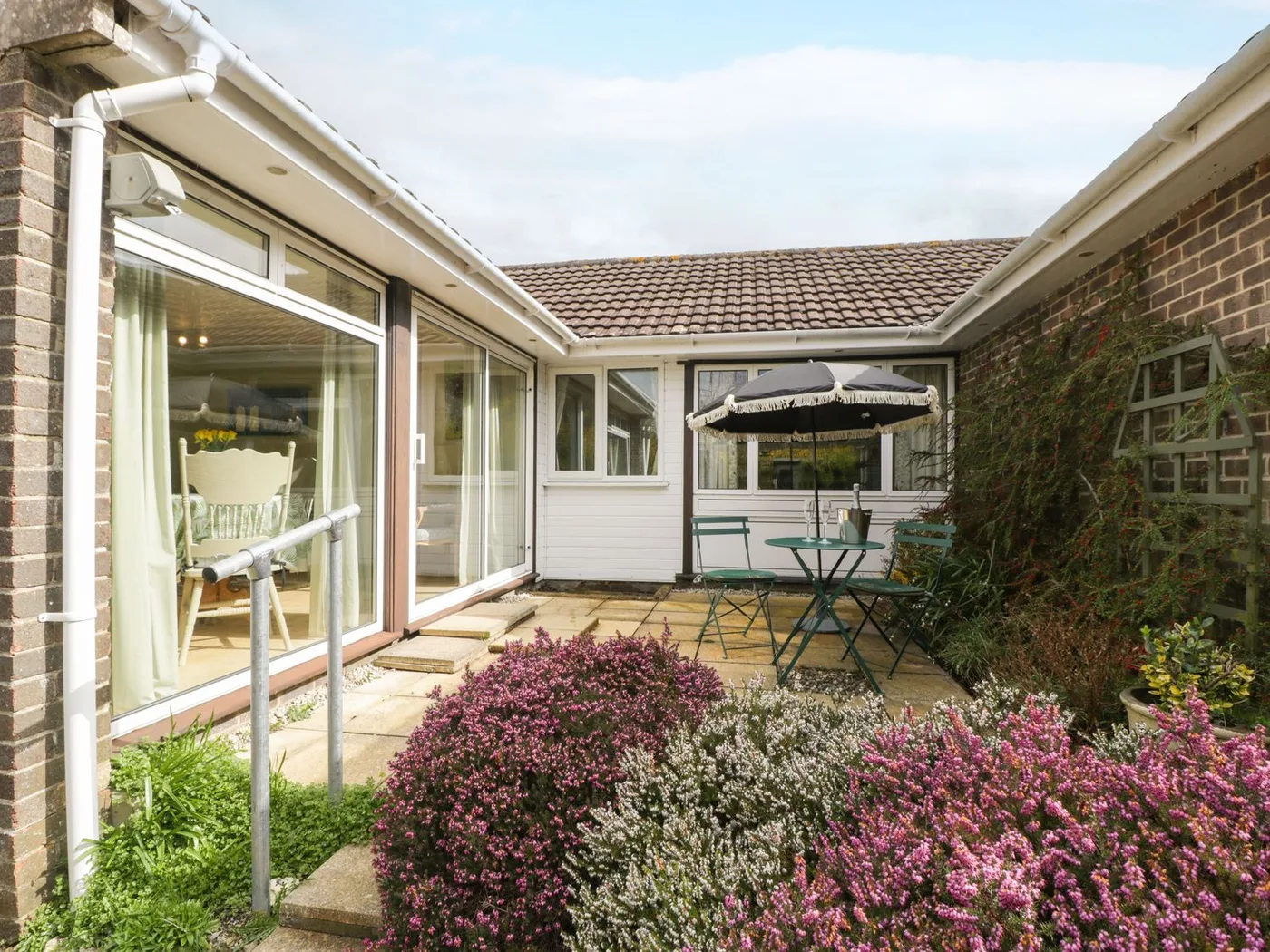 Beau Hideaway