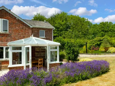 Charming Countryside Cottage