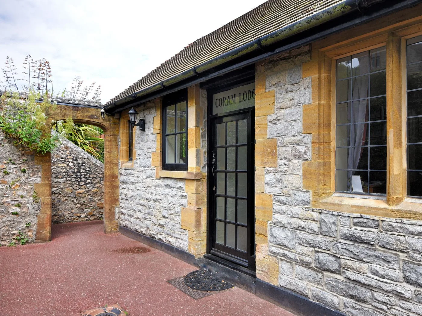 Coram Lodge