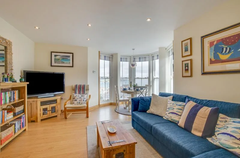 Flat 5 Penlu
