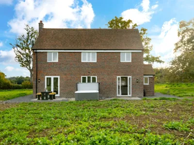 Hambledon Hill Cottage