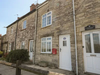 Higgledy Piggledy Cottage
