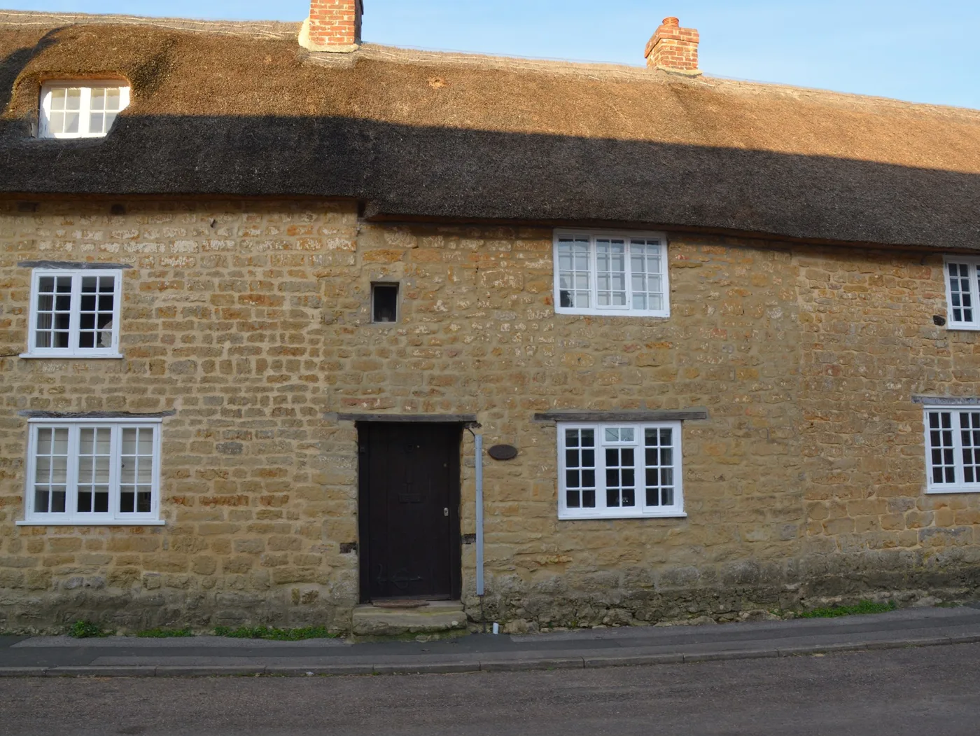 Libra Cottage