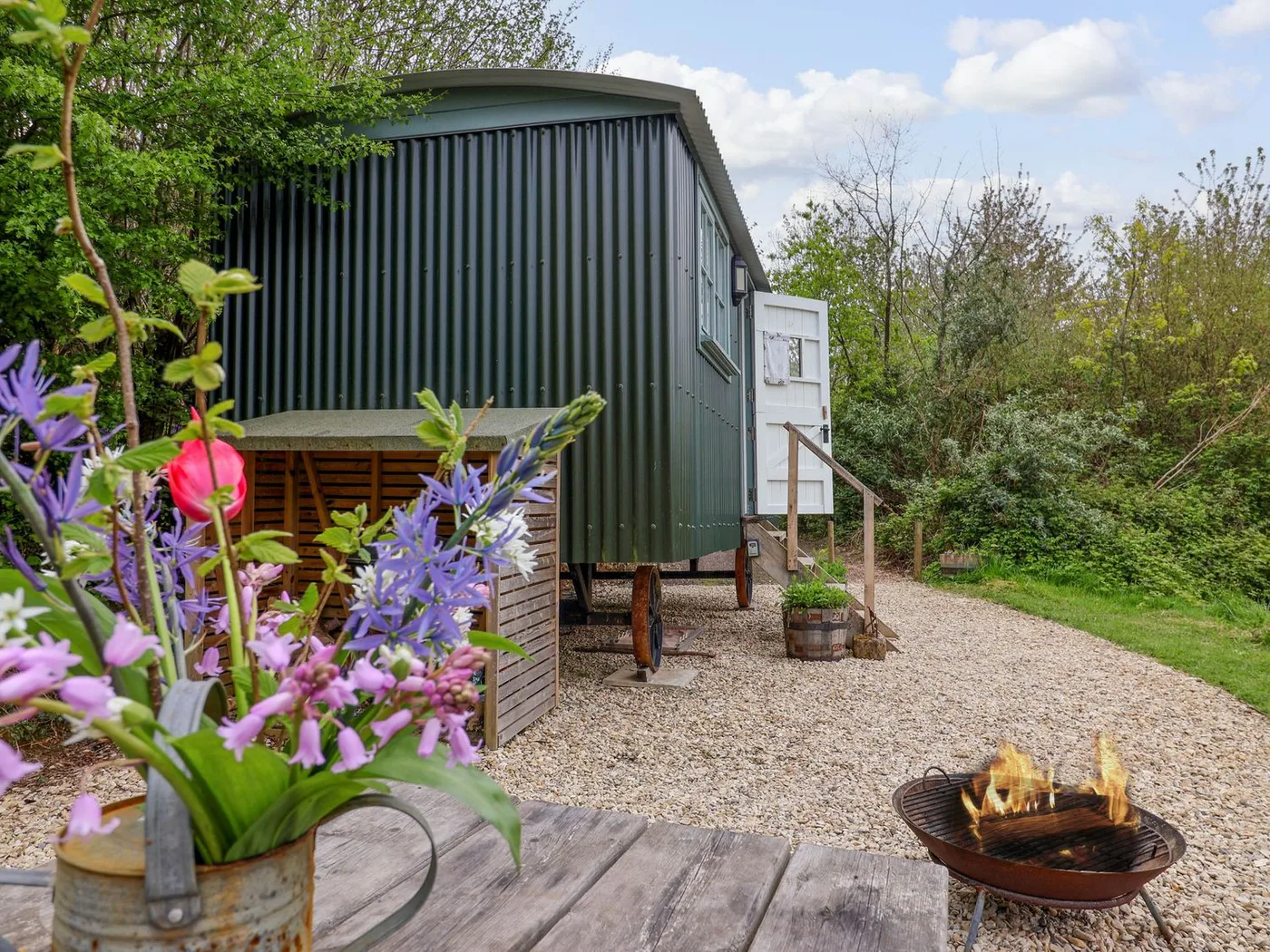 Oak Shepherd Hut