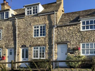 Punch and Judy Cottage