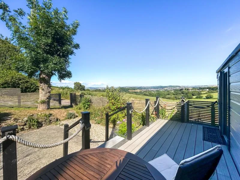 Quarr Lane Farm Lodge