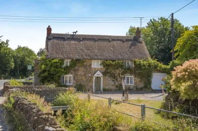 Riverside Cottage - South Perrott