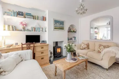 Rose Cottage - Lyme Regis