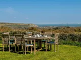 Sea View - Acton