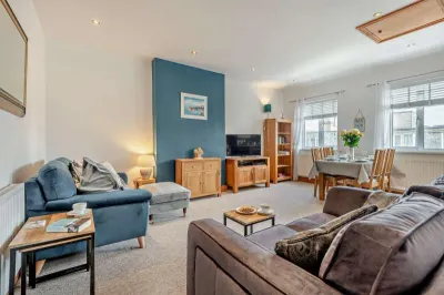 Seashore Retreat