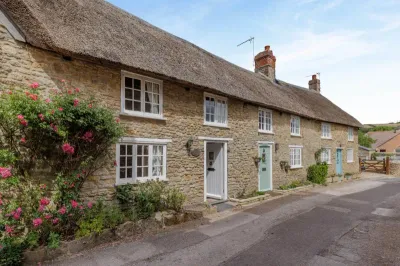 Seine Cottage