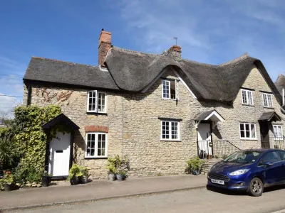 Snowdrop Cottage - Thornford