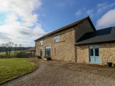 Stapleford Farm