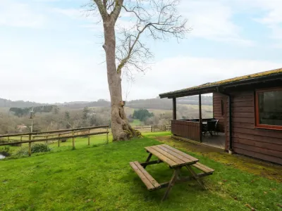 The Ash Lodge