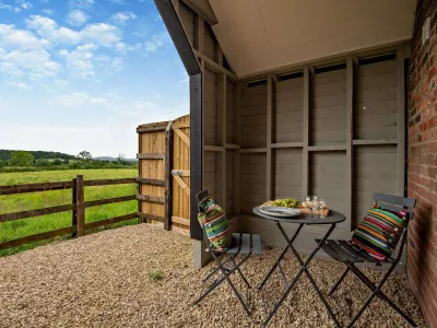 The Brick Barn - Darknoll Farm