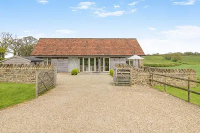 The Cowshed At Caswell