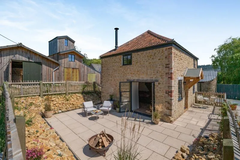 The Little Cheesehouse
